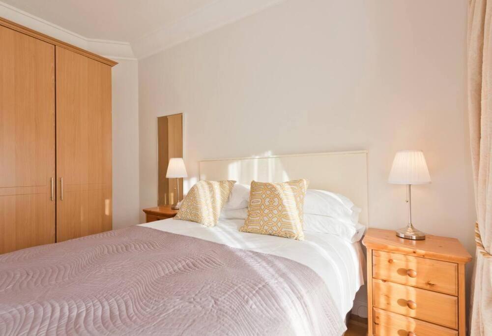 Appartement Luxury In D1